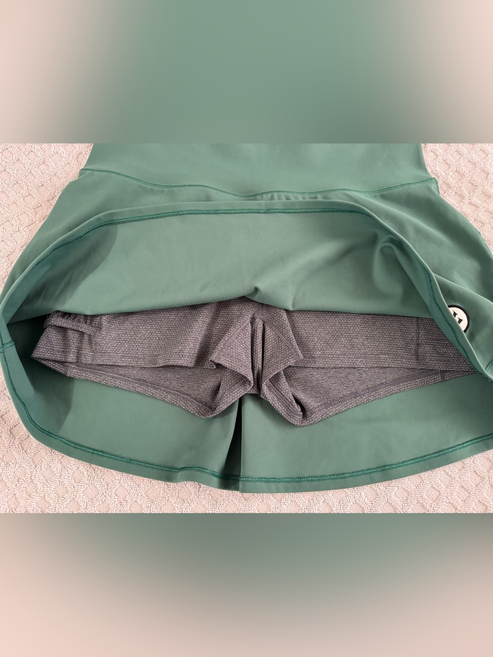 Vuori Volley Skirt in Light Bergamot Green Size Small VW3005 Tennis 🎾 High Rise - Picture 3 of 13